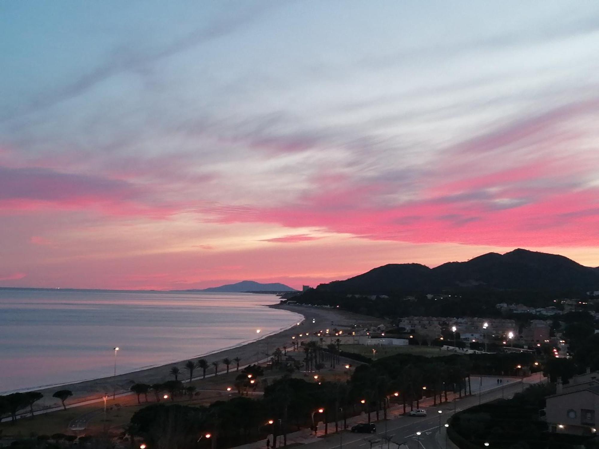 Apartamento Con Terraza, Vistas Playa Y Montana 霍斯皮塔勒·德尔英福 外观 照片