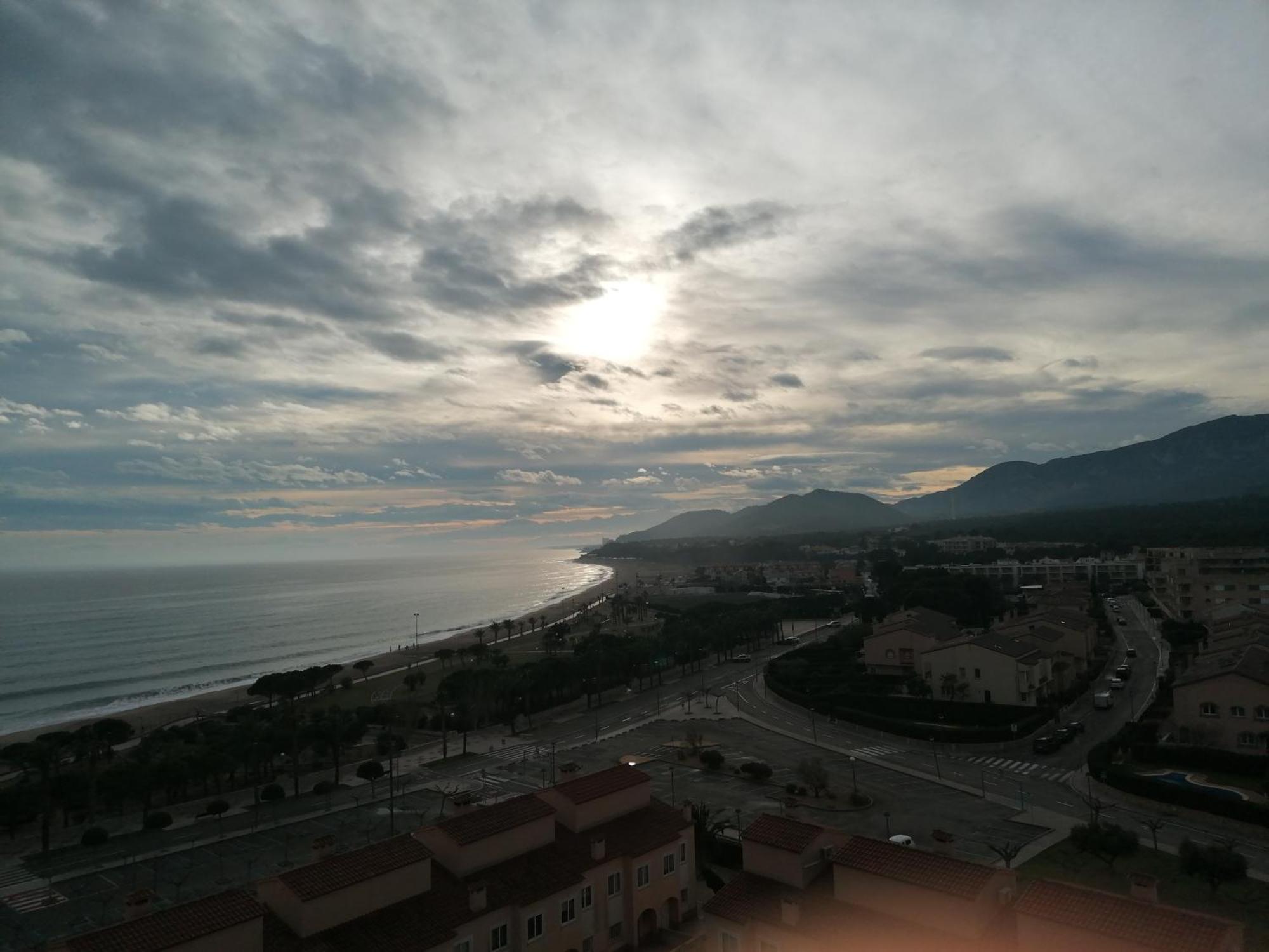 Apartamento Con Terraza, Vistas Playa Y Montana 霍斯皮塔勒·德尔英福 外观 照片