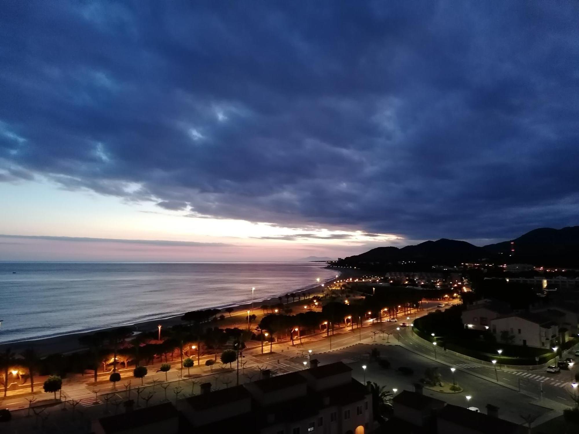 Apartamento Con Terraza, Vistas Playa Y Montana 霍斯皮塔勒·德尔英福 外观 照片
