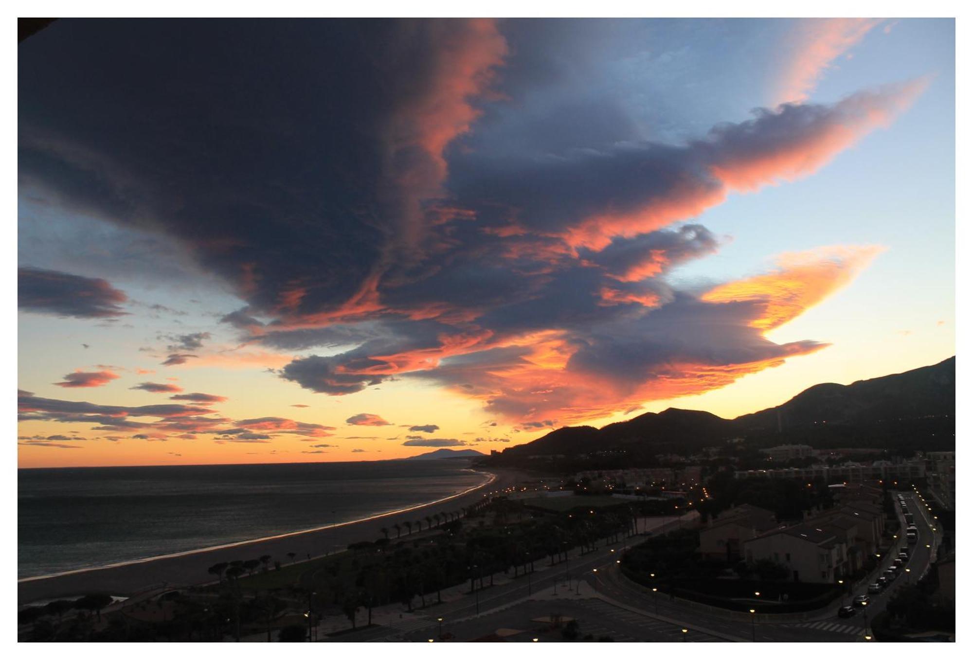 Apartamento Con Terraza, Vistas Playa Y Montana 霍斯皮塔勒·德尔英福 外观 照片
